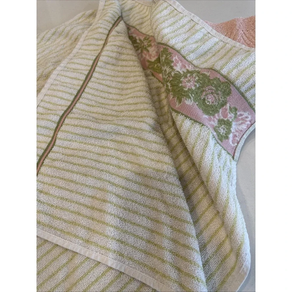 VTG Bathroom Towel Lot 4 Avocado Green Pink Floral Strip Bath‎ Hand Wash Retro